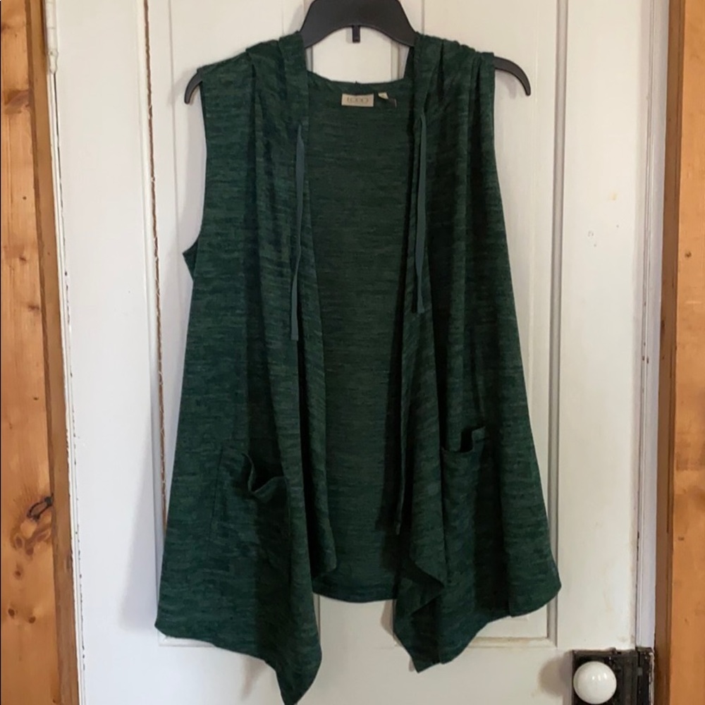 LOGO by Lori Goldstein Green Hooded Vest w/pockets